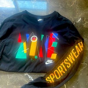 Men’s Nike long sleeve shirt